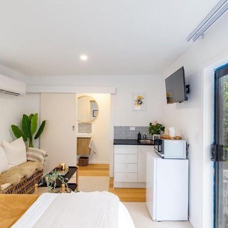 Merivale Separate Studio Christchurch Extérieur photo