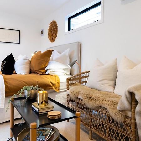 Merivale Separate Studio Christchurch Extérieur photo